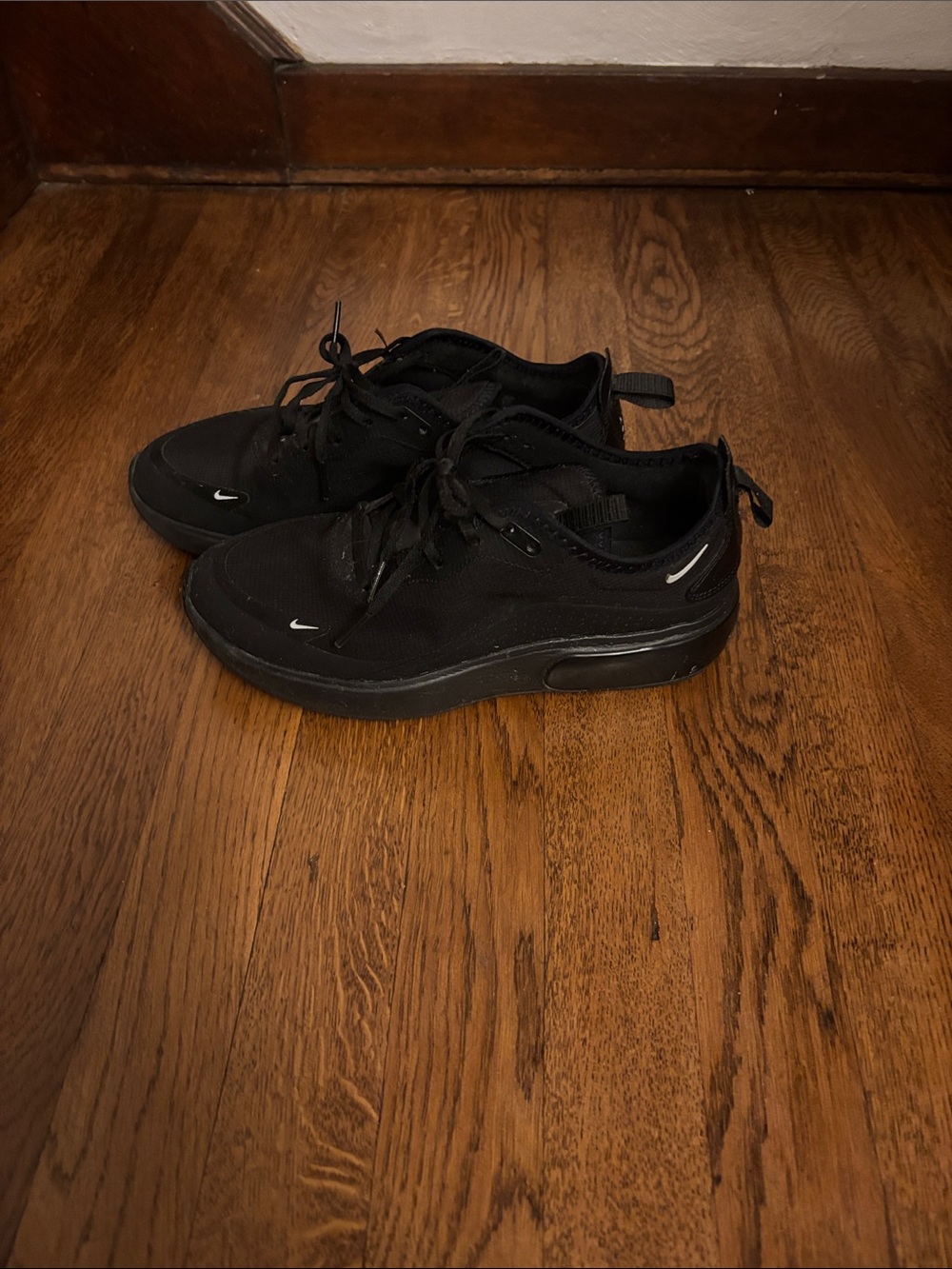 Nike Women's Black Low-Profile Lace-Up Sneakers